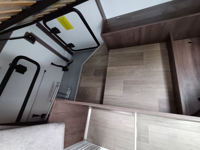 Benimar Tessoro 430 - Photo 18