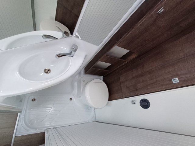 Benimar Tessoro 430 - Photo 20