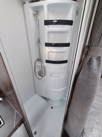 Benimar Tessoro 430 - Photo 21