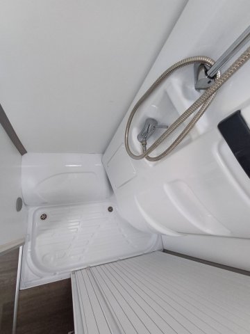 Benimar Tessoro 430 - Photo 22