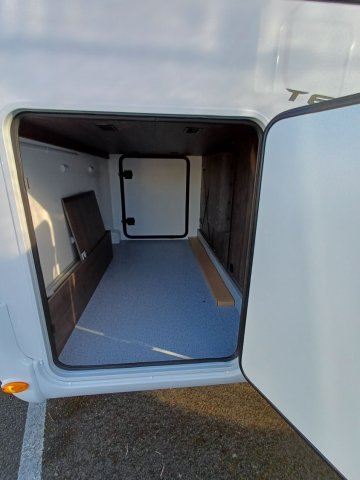 Benimar Tessoro 463 Up - Photo 5