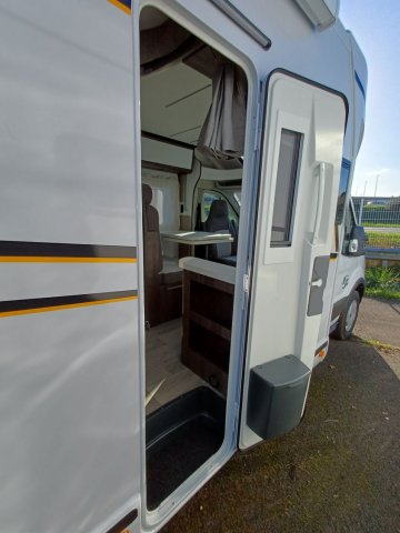 Benimar Tessoro 463 Up - Photo 6