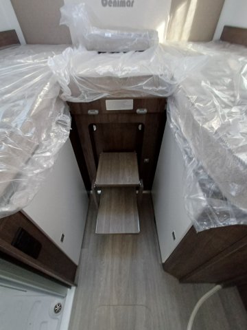 Benimar Tessoro 463 Up - Photo 21