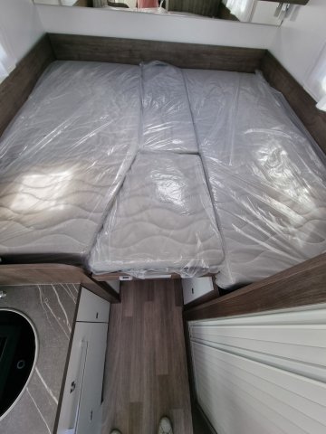 Benimar Yrteo 861 - Photo 16