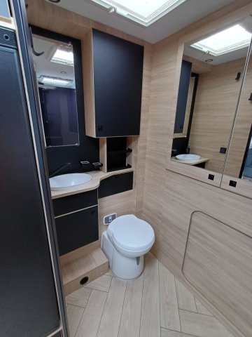 Challenger 270 Graphite Edition - Photo 15