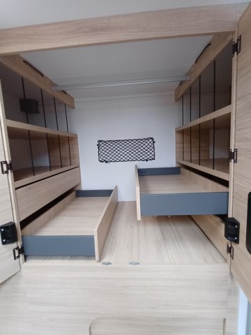 Challenger 270 Graphite Edition - Photo 18