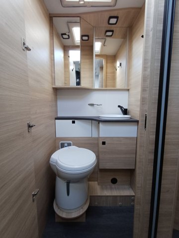 Challenger 337 Break Edition - Photo 16