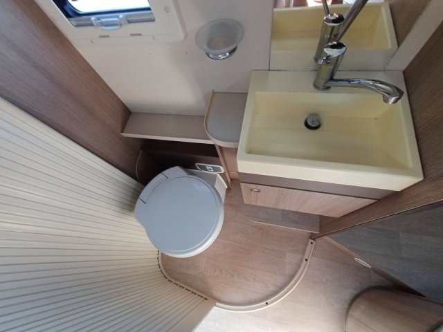 Challenger Genesis 288 EB - Photo 18