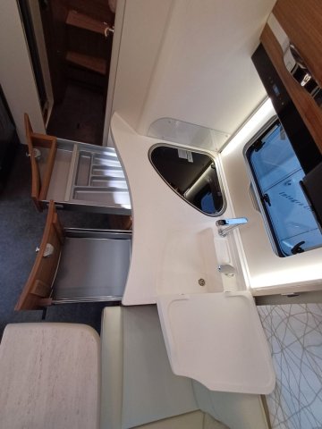 Eura Mobil Contura 766 EF - Photo 13