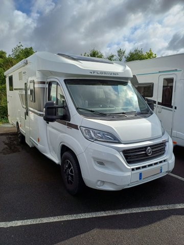 Florium Mayflower 74 LMC - Photo 1
