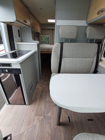 Hymer Camper Vans / Hymercar Free 602 - Photo 13