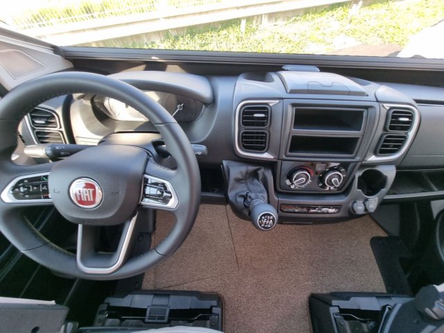 Pilote P 650 C Expression - Photo 11