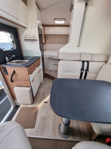 Pilote P 650 C Expression - Photo 12