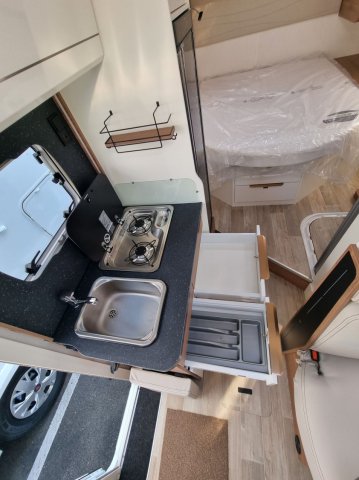 Pilote P 650 C Expression - Photo 13