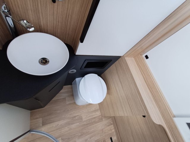 Pilote P 690 D Evidence - Photo 18