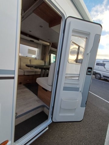 Pilote P 696 D Evidence Plus + - Photo 6