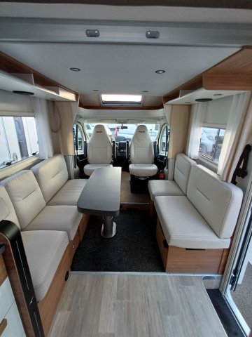 Pilote P 696 D Evidence Plus + - Photo 7