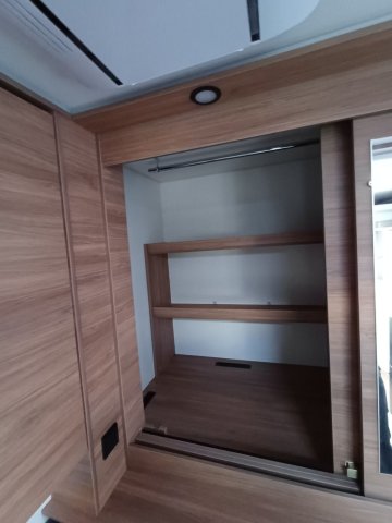 Pilote P 696 D Evidence Plus + - Photo 19