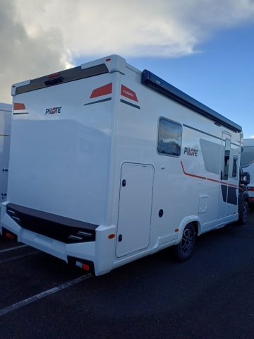 Pilote P 720 FC Evidence - Photo 3