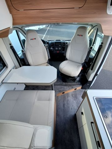 Pilote V 600 G X Edition Fit - Photo 10