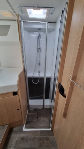 Sunlight T 68 Access Plus C + - Photo 17