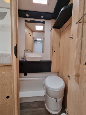 Sunlight T 68 C Adventure Edition T68 - Photo 17