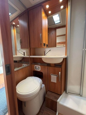 Hymer Exsis-T 564 - Photo 15