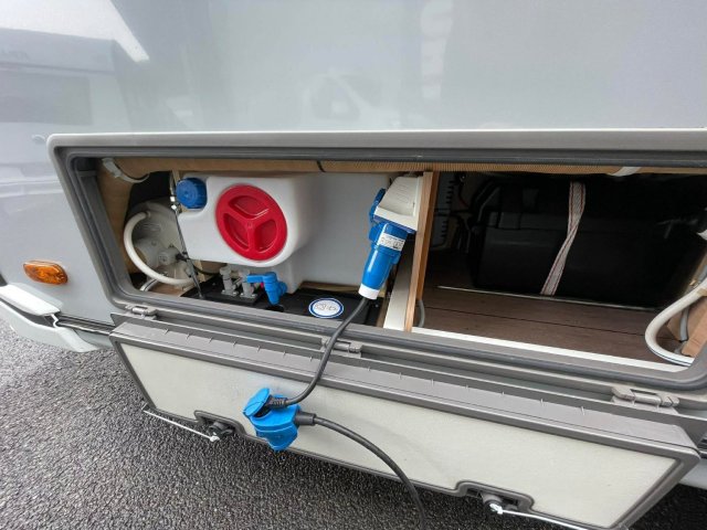 Knaus Sudwind 540 UE 60 years edition - Photo 5