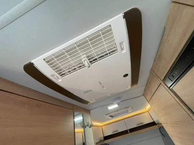 Knaus Sudwind 540 UE 60 years edition - Photo 13