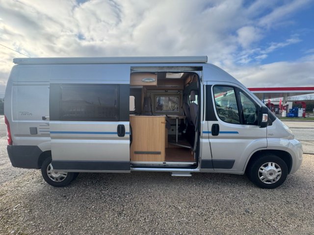 Adria Twin 600 2.3L 130CH - Photo 2