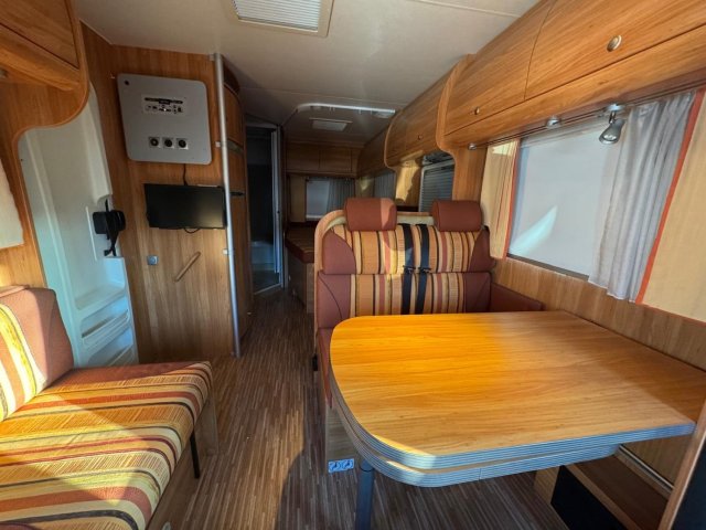 Burstner T640 2.3L 130CH - Photo 11