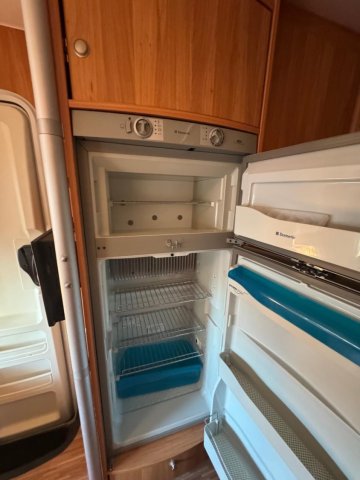 Burstner T640 2.3L 130CH - Photo 18