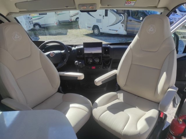 Campereve Magellan 643 Limited 2.3L 140CH - Photo 46