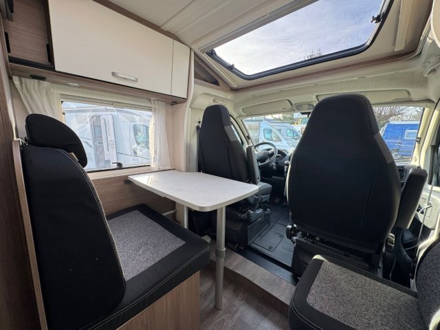 Carado V132 2.3L 140CH - Photo 9