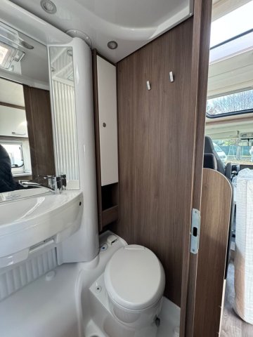 Carado V132 2.3L 140CH - Photo 16