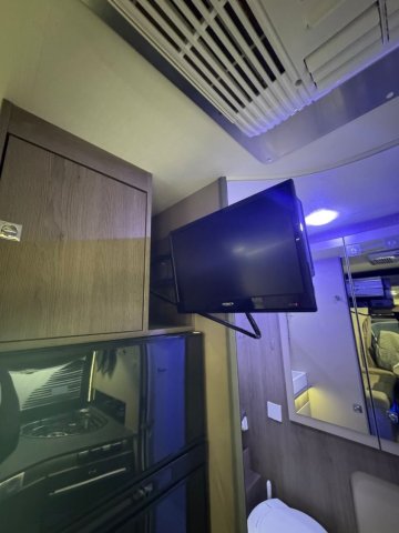 Challenger 260 Graphite Edition 2.3L 170CH - Photo 12