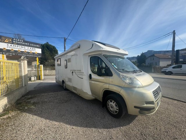 CI Magis Plus 65 XT 2.3L 140CH - Photo 6