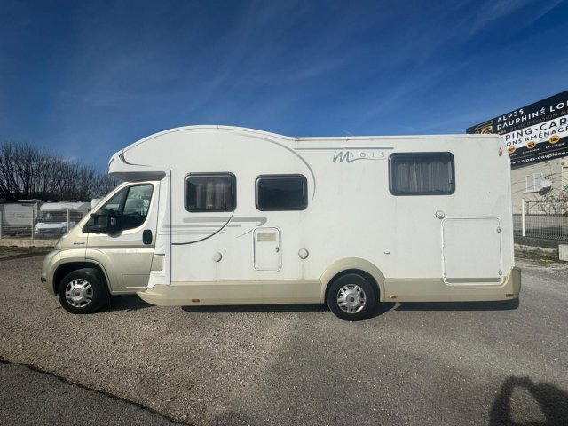 CI Magis Plus 65 XT 2.3L 140CH - Photo 7