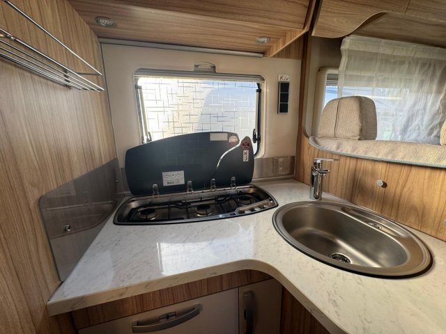Hymer T 598 Gl 2.3L 130CH - Photo 8