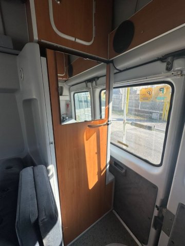 Mercedes Sprinter 2.9L TD 110CH - Photo 11