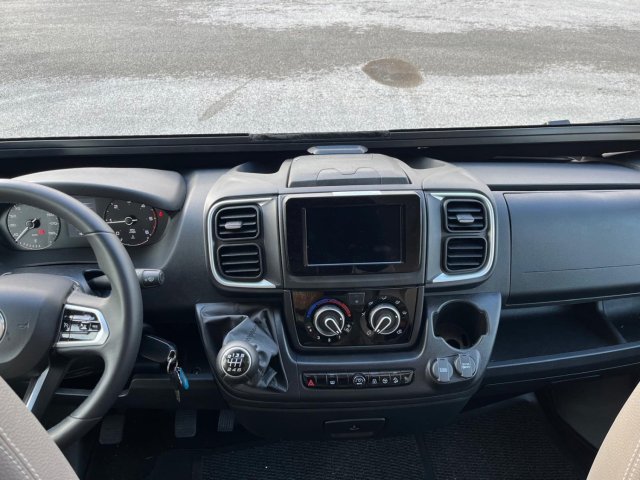 Notin Vera FIAT 2.2 140 Ch - Photo 9