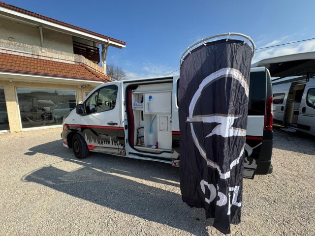 Opel Vivaro Azur 2 - Photo 15