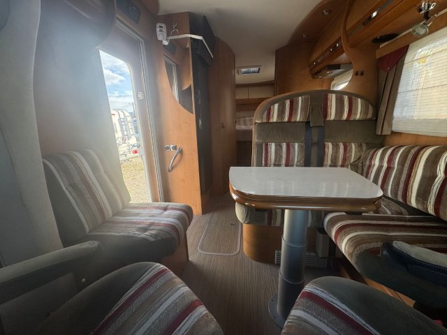 Rapido 7090 DF 2.2L 130CH - Photo 18