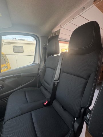 Renault Trafic 2.3L 130CH - Photo 21