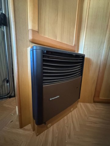 Riviera 362 2.8L IDTD 125CH - Photo 15