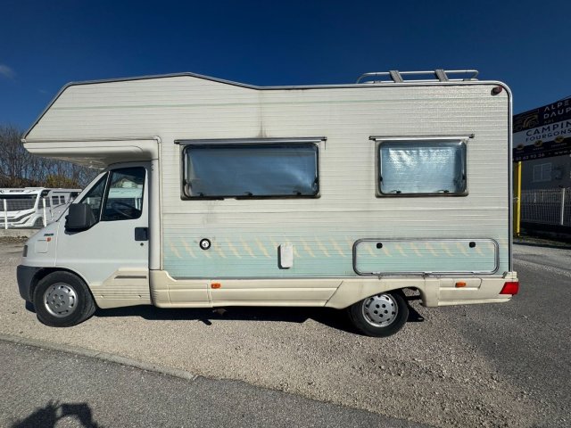 Riviera 362 2.8L IDTD 125CH - Photo 7