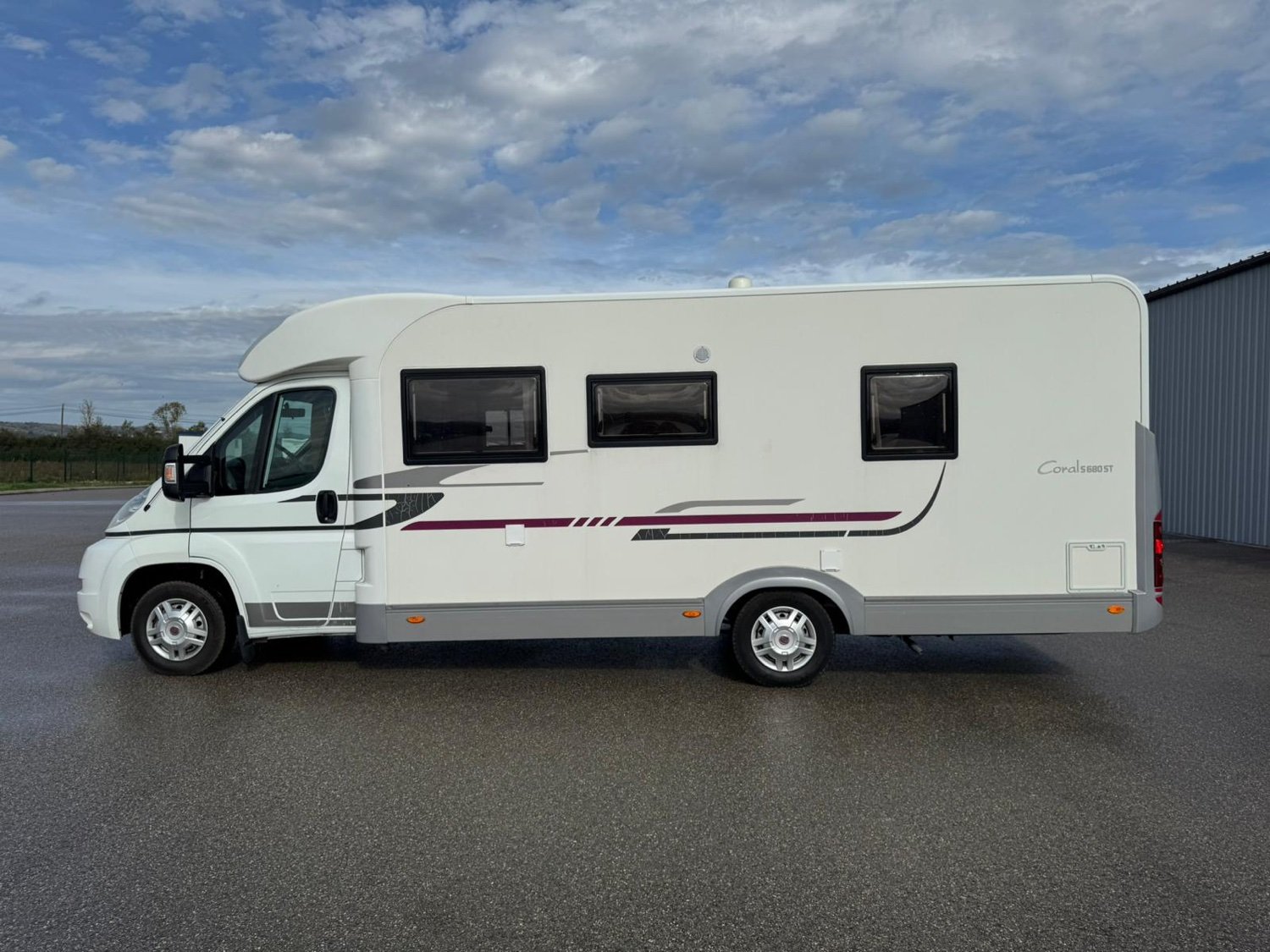 Adria Coral S 680 ST 2.3L 130CH 