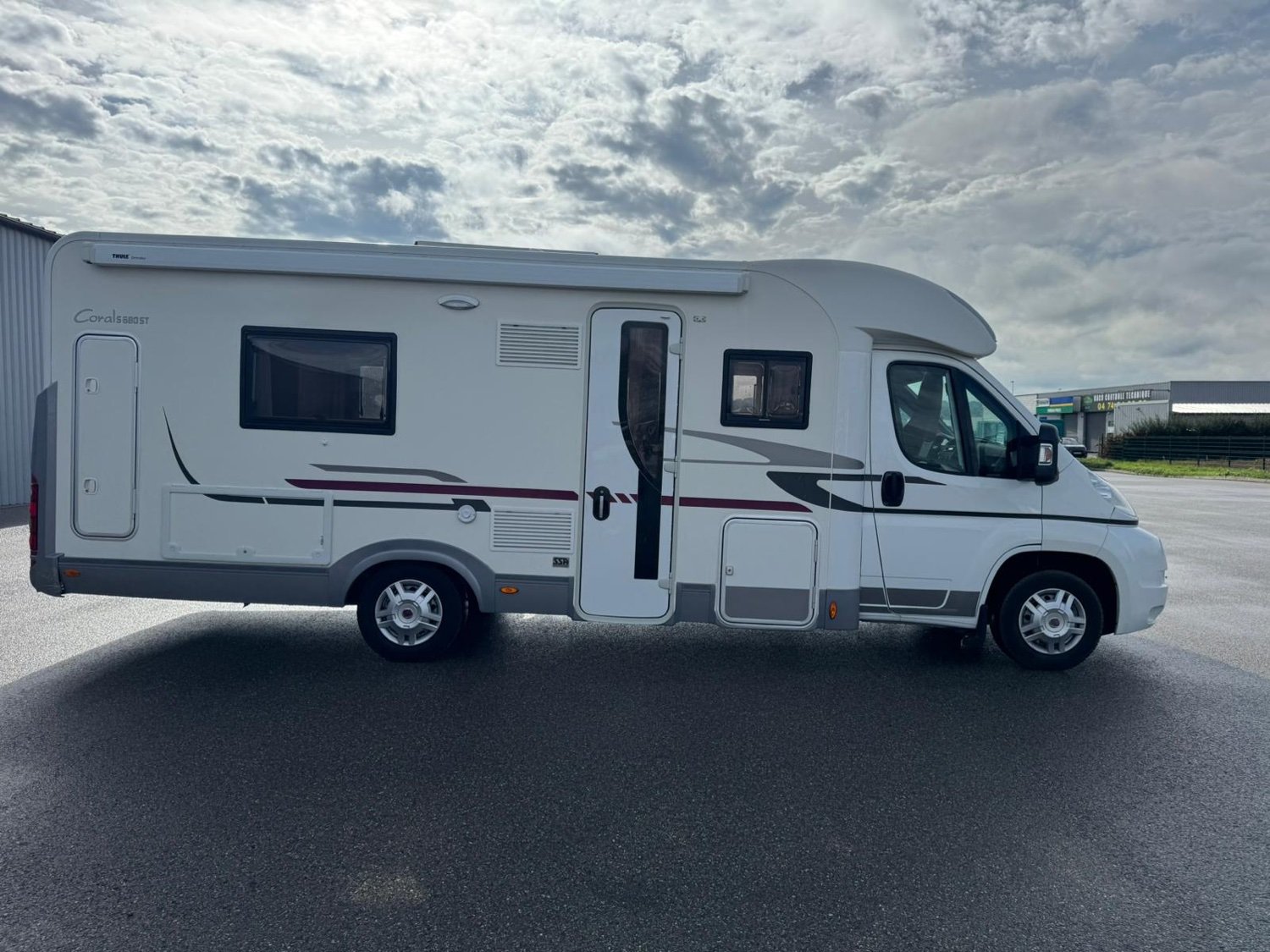 Adria Coral S 680 ST 2.3L 130CH 