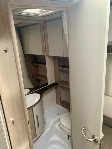 Burstner Premio 395 TS - Photo 4