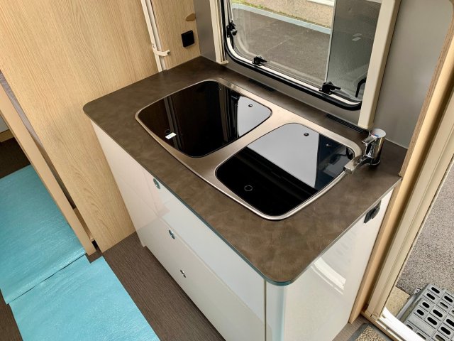 Eriba Hymer/eriba Living 555 Xl - Photo 6